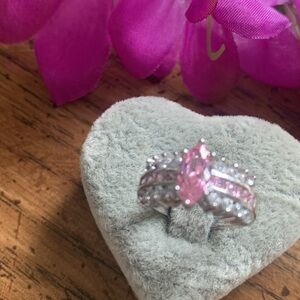 New Charming Pink Sapphire Ring